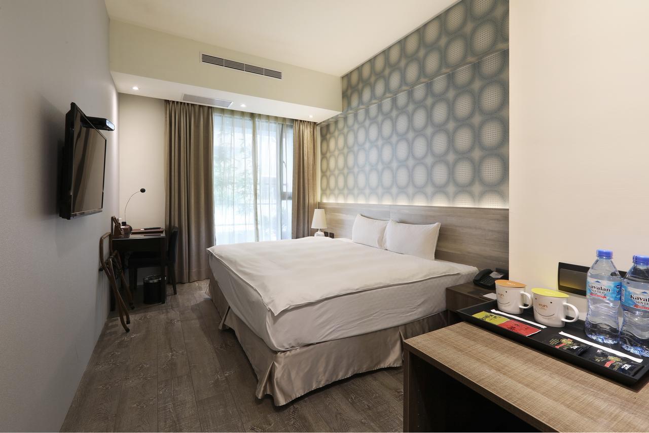 Kun Hotel Tchaj-čung Exteriér fotografie