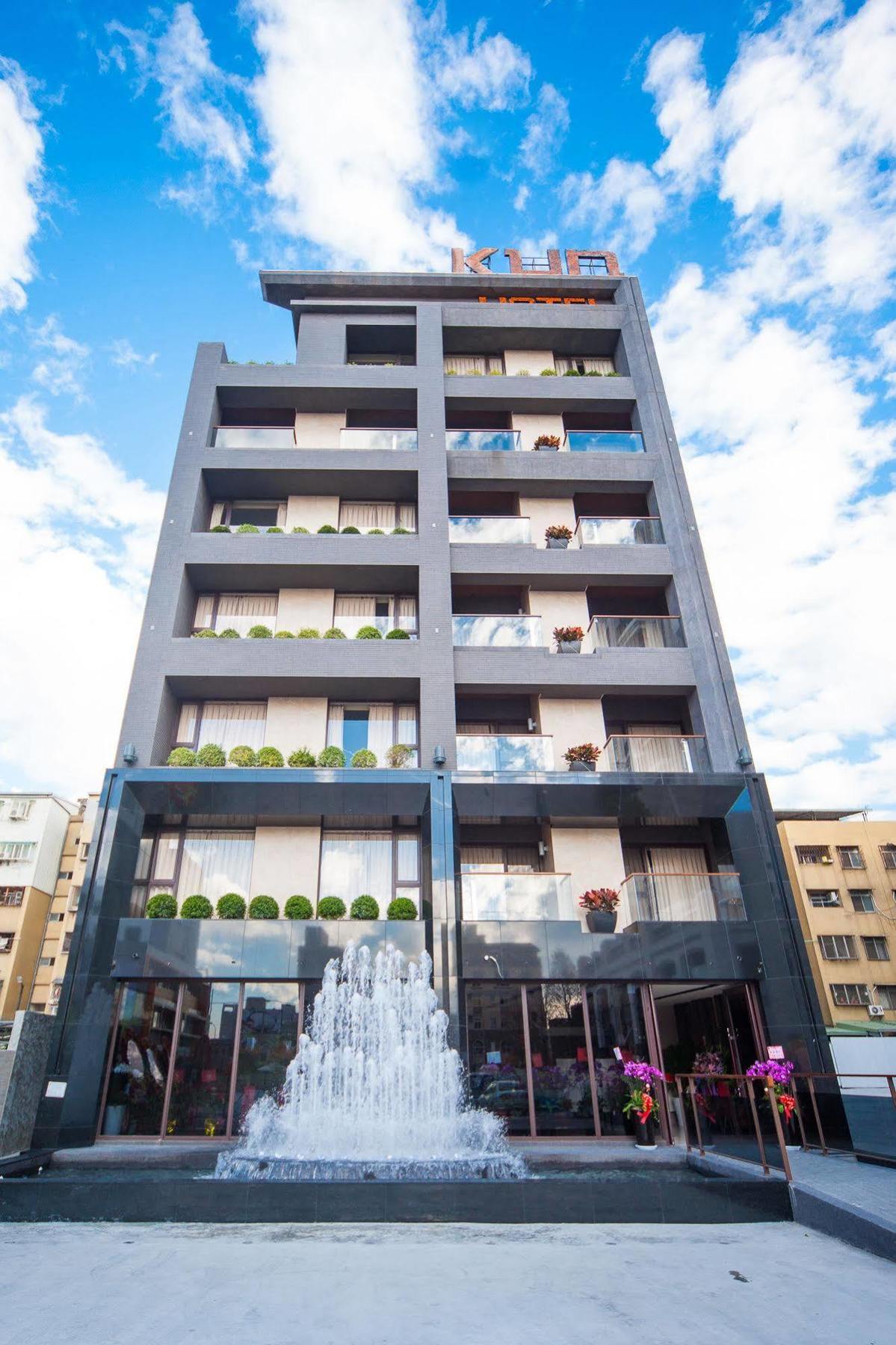Kun Hotel Tchaj-čung Exteriér fotografie