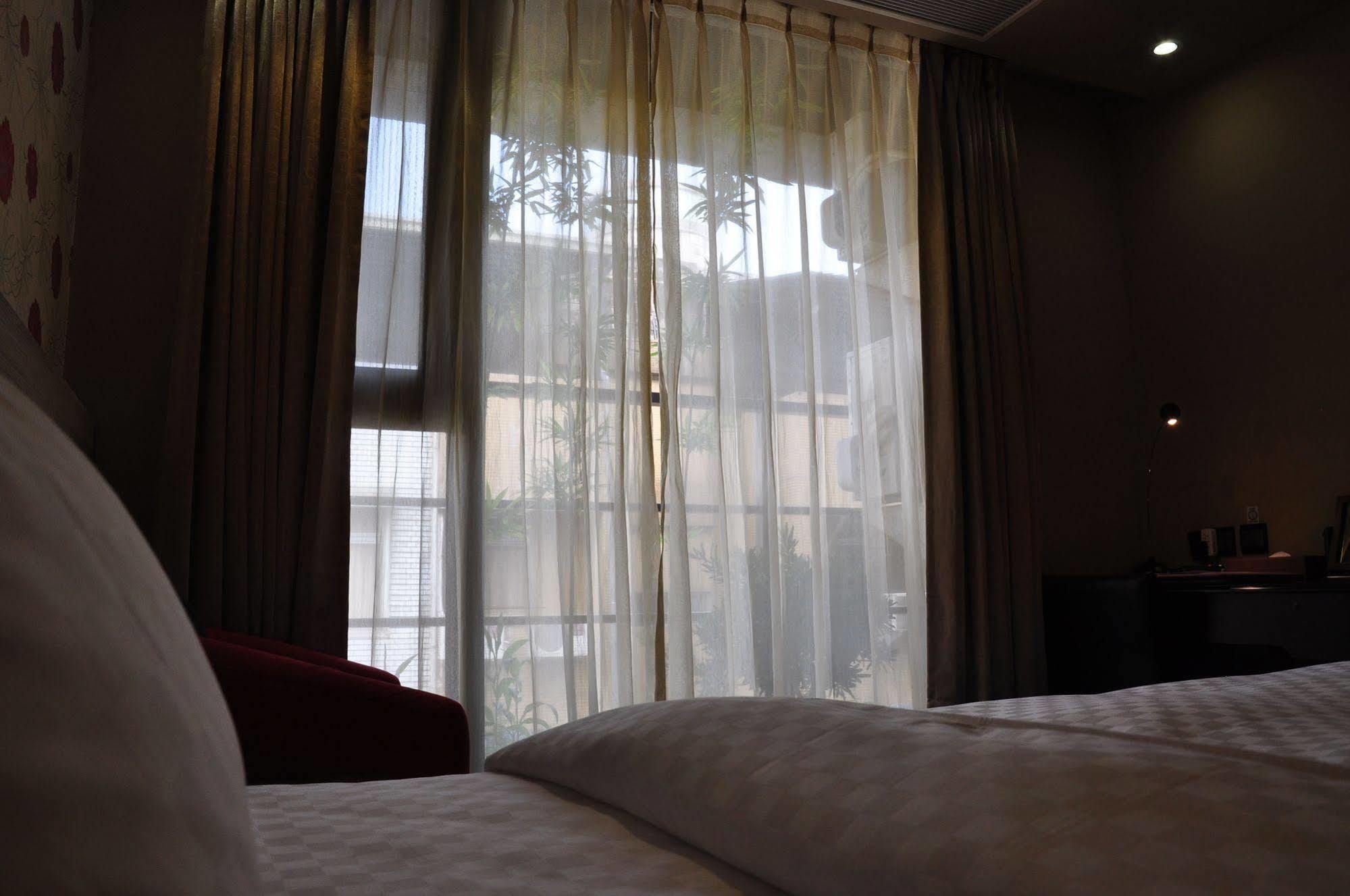 Kun Hotel Tchaj-čung Exteriér fotografie